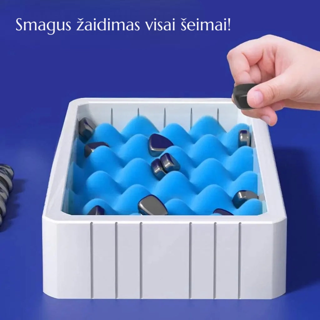 ✨ Magnetinis šachmatų žaidimas - 2025 m. metų žaidimo apdovanojimo laimėtojas